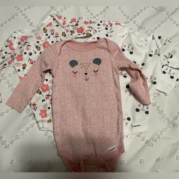 Bundle of Baby Girl Long Sleeve Onesies 3-6M - Picture 1 of 1